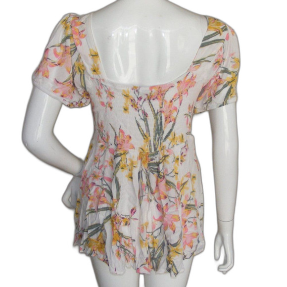 TORRID Top, 3/3X, Off-white/Pink Floral, Smocked, Lace front, Short sleeves - Picture 9 of 14